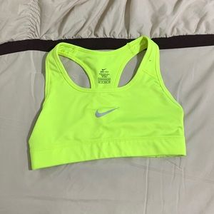 *NIKE* NWOT Neon Yellow Sports Bra